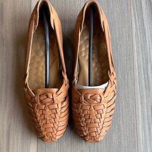 NWOT Angel Pillows Women's Leather Woven Flats Size 6